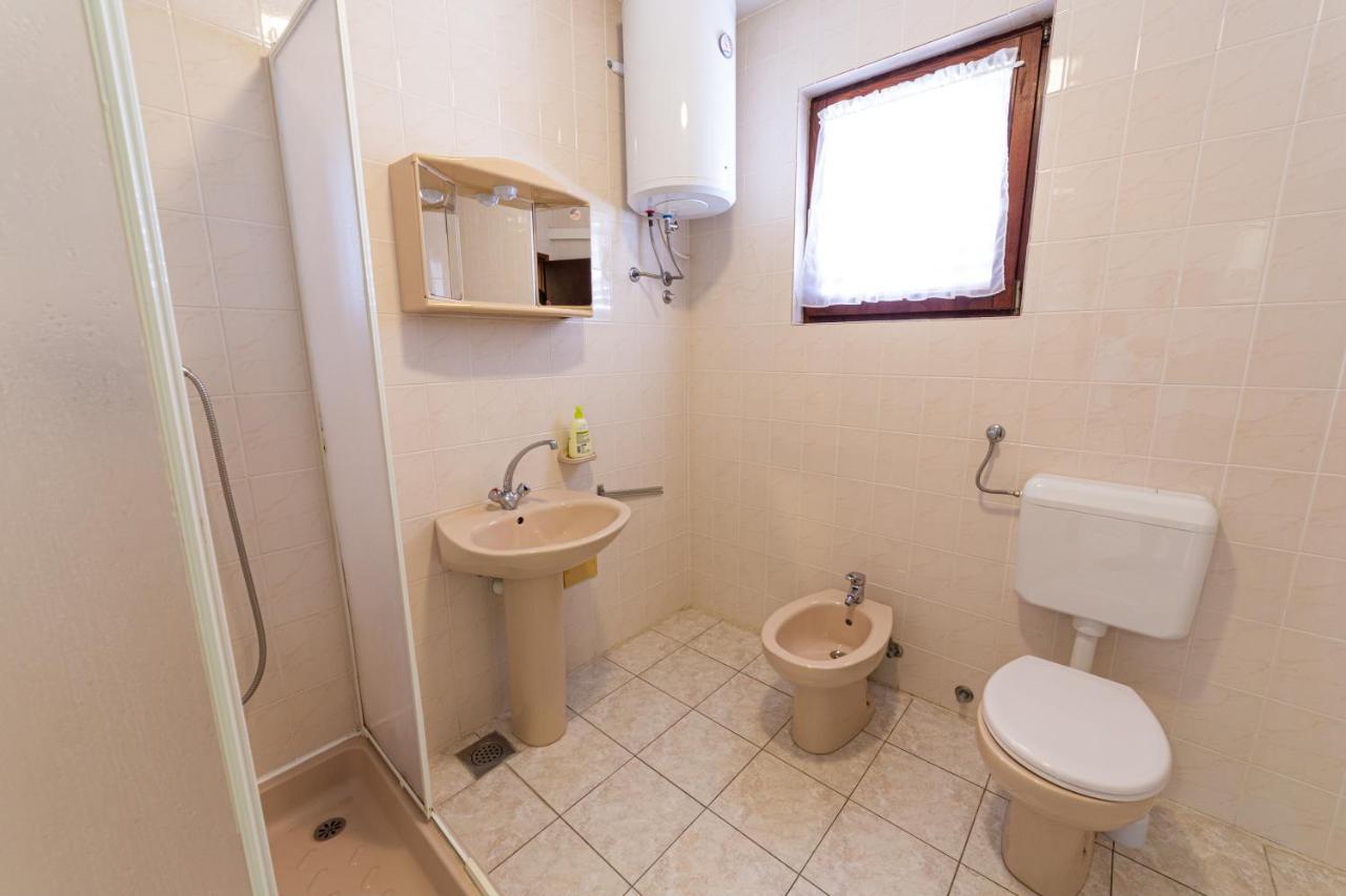 Apartmani Antonia Novalja Kültér fotó